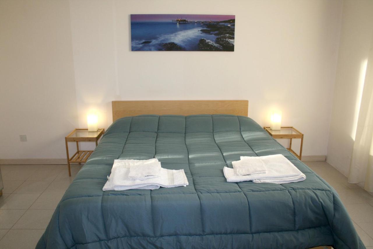 2 Bedrooms Appartement At Pescara 300 M Away From The Beach With Balcony And Wifi Ngoại thất bức ảnh