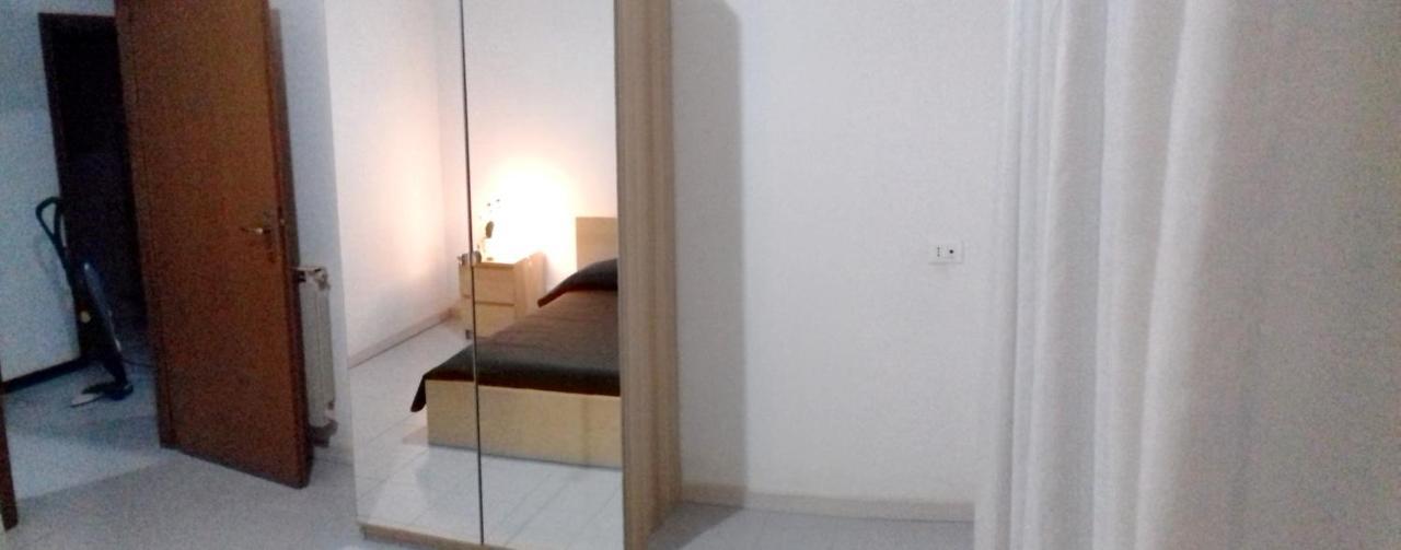 2 Bedrooms Appartement At Pescara 300 M Away From The Beach With Balcony And Wifi Ngoại thất bức ảnh