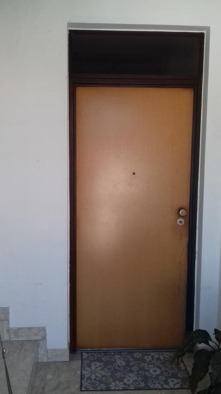 2 Bedrooms Appartement At Pescara 300 M Away From The Beach With Balcony And Wifi Ngoại thất bức ảnh