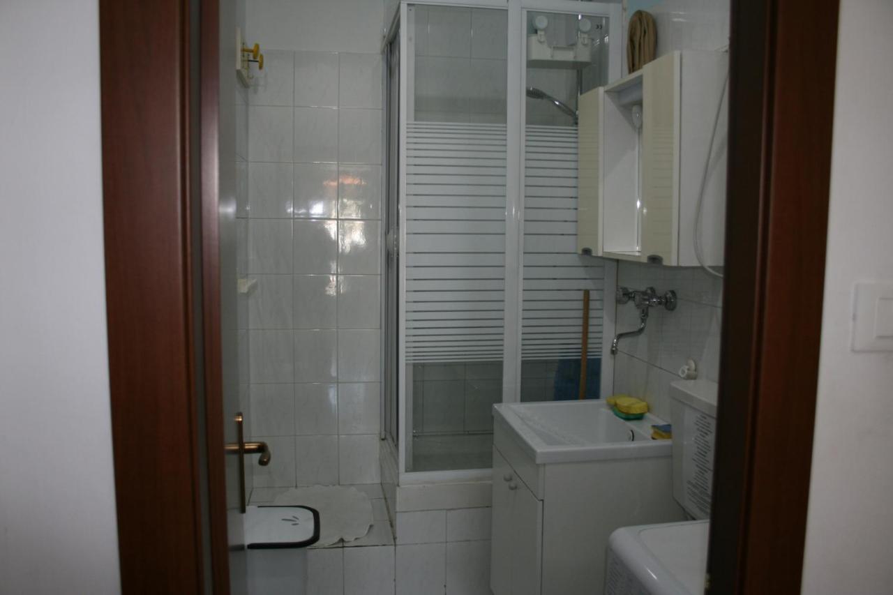 2 Bedrooms Appartement At Pescara 300 M Away From The Beach With Balcony And Wifi Ngoại thất bức ảnh